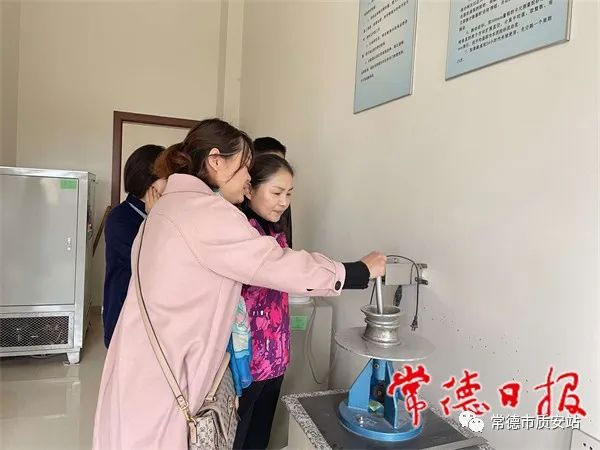 常德市采取“雙隨機、一公開”，抽檢22家預拌砼、預拌砂漿生產(chǎn)企業(yè)